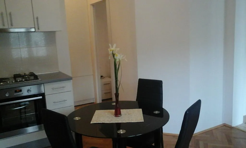 Vukic Apartmani Zadar Appartement